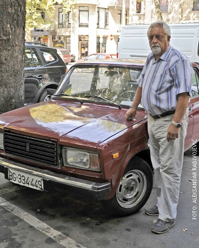 Ukrali mu auto i još platio kaznu