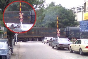 Rampa u Nišu bila podignuta, a voz prošao!