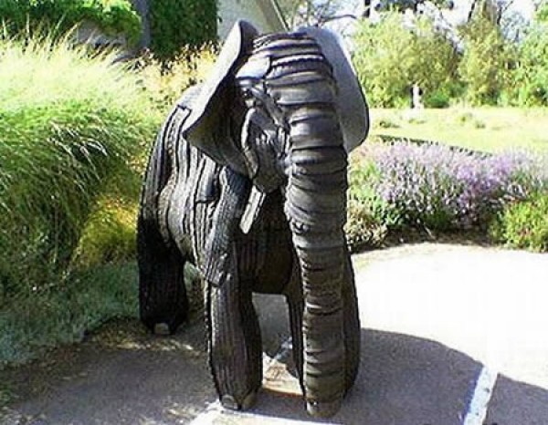 Skulpture od starih guma