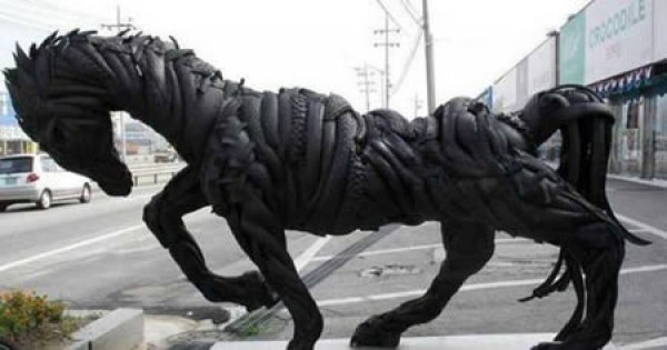 Skulpture od starih guma