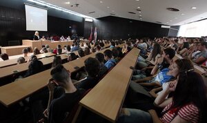 Održan javni čas o bezbednosti mladih u saobraćaju u okviru početka kampanje „Biram život“