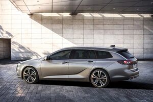 Prostrana i sportski orijentisana: Nova Opel Insignia Sports Tourer