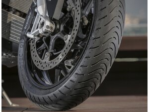 Kako izabrati najbolje gume za motor ili skuter? (Plus drugi saveti)