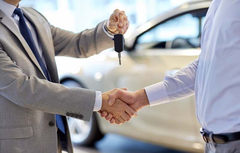 Nov ili polovan auto za 10.000-15.000 evra