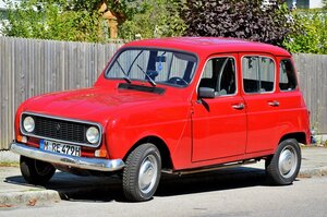 Jubilej: Renault 4 slavi 60 godina