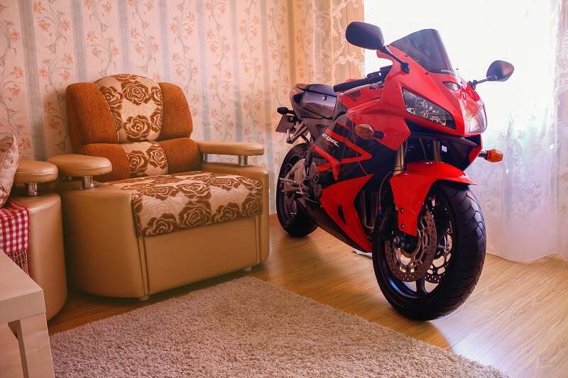 Šta škodi motociklu tokom zime?