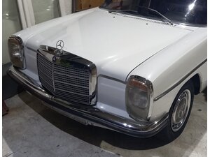 Mercedes iz 1968. i dalje ide po svadbama