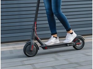 Električni trotineti – uskoro obavezne nalepnice