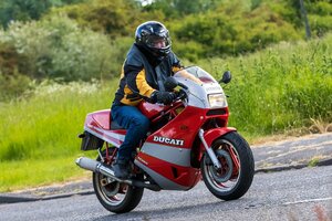 TOP 10 motocikala do 2000 evra