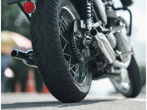 Kako se stiče poverenje u gume na motociklu?