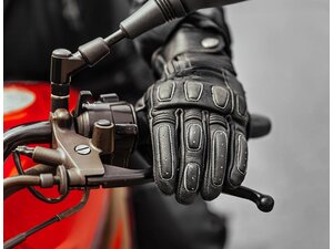 Izbor i funkcija moto rukavica