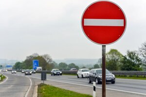 Vožnja u kontra smeru: šta uraditi u sekundi koja može spasiti život?