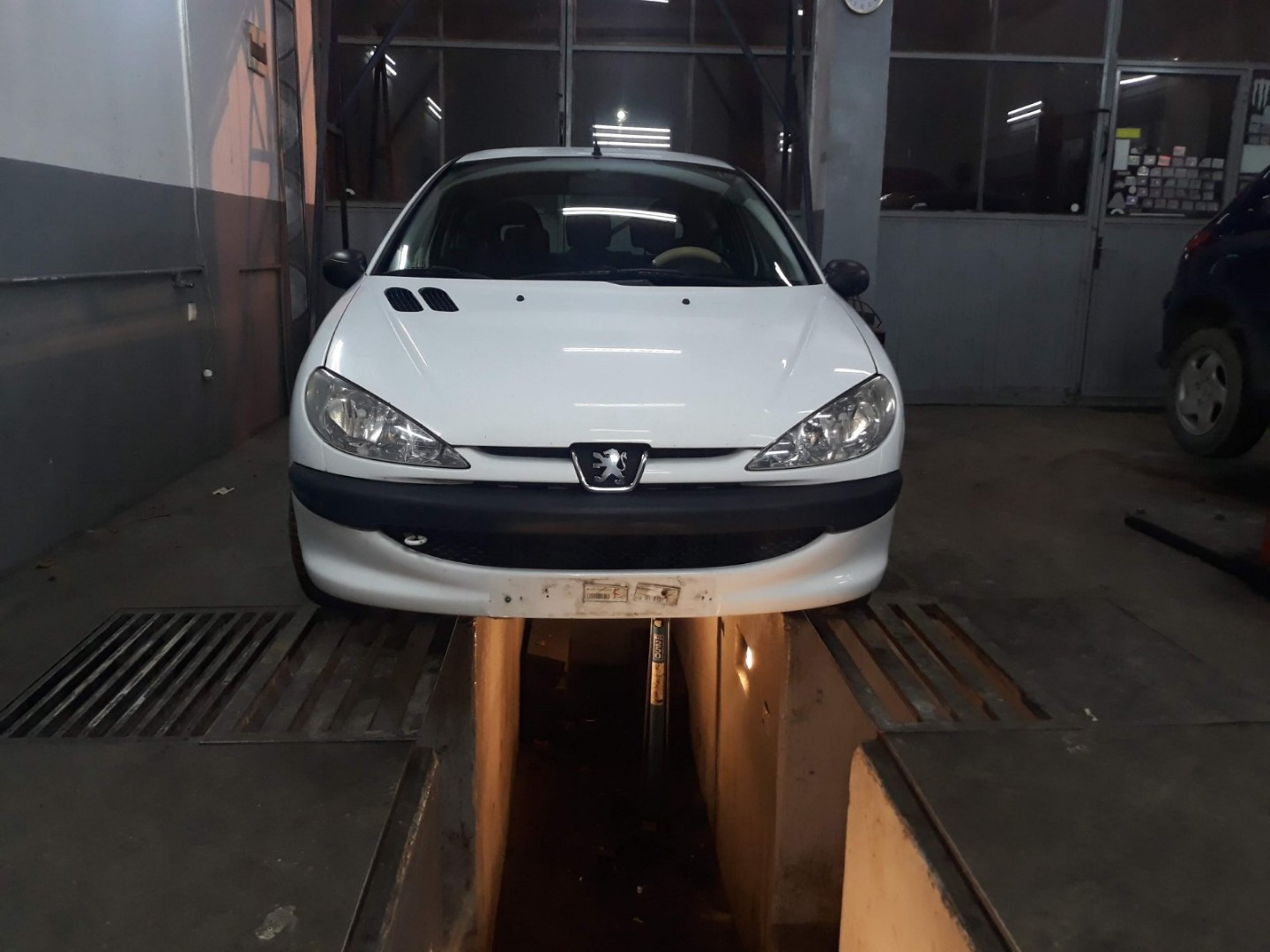 dealer-image