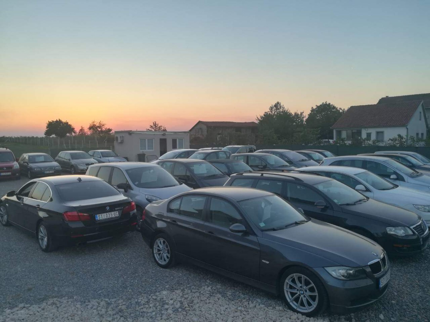 dealer-image
