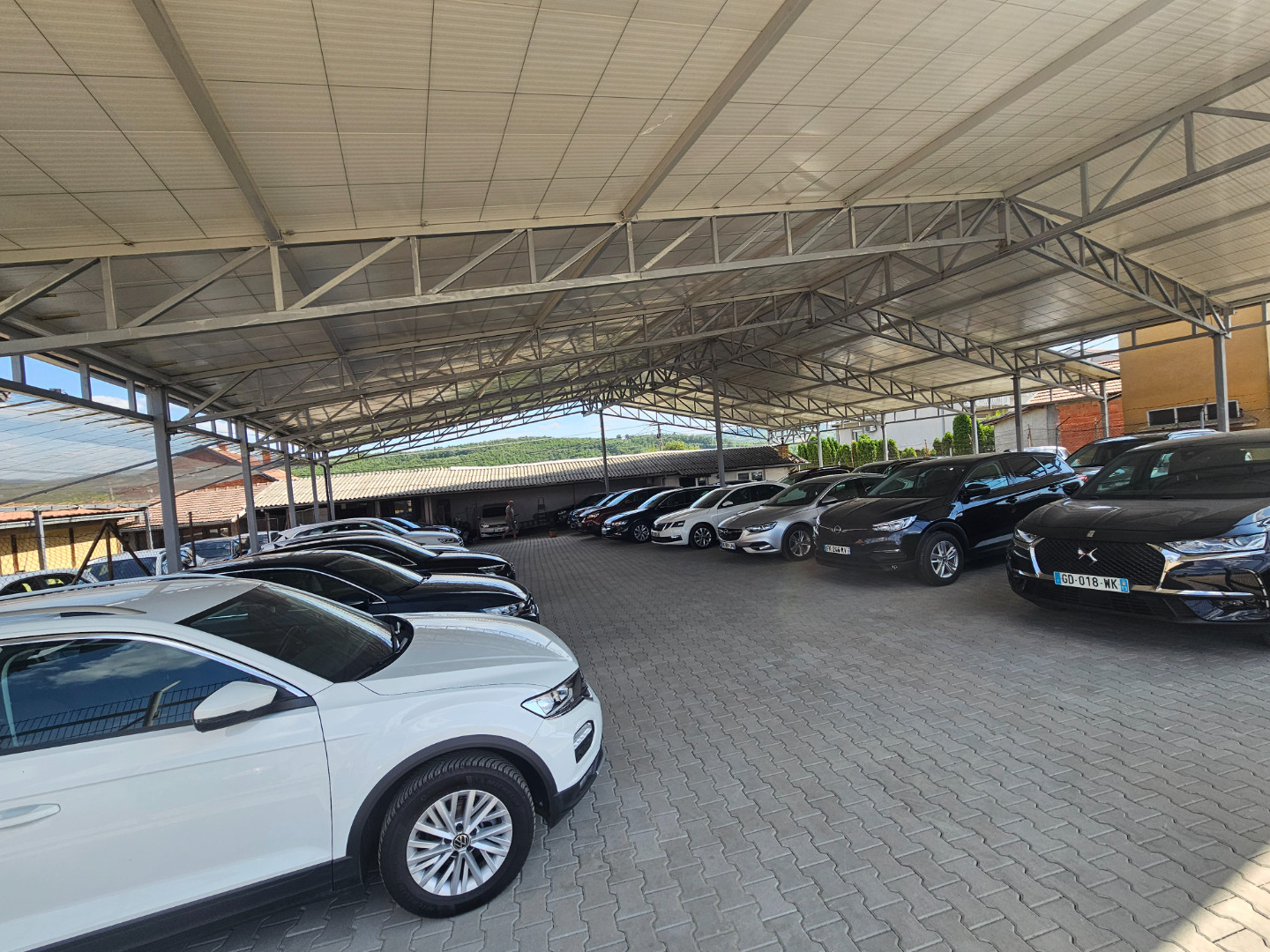 dealer-image