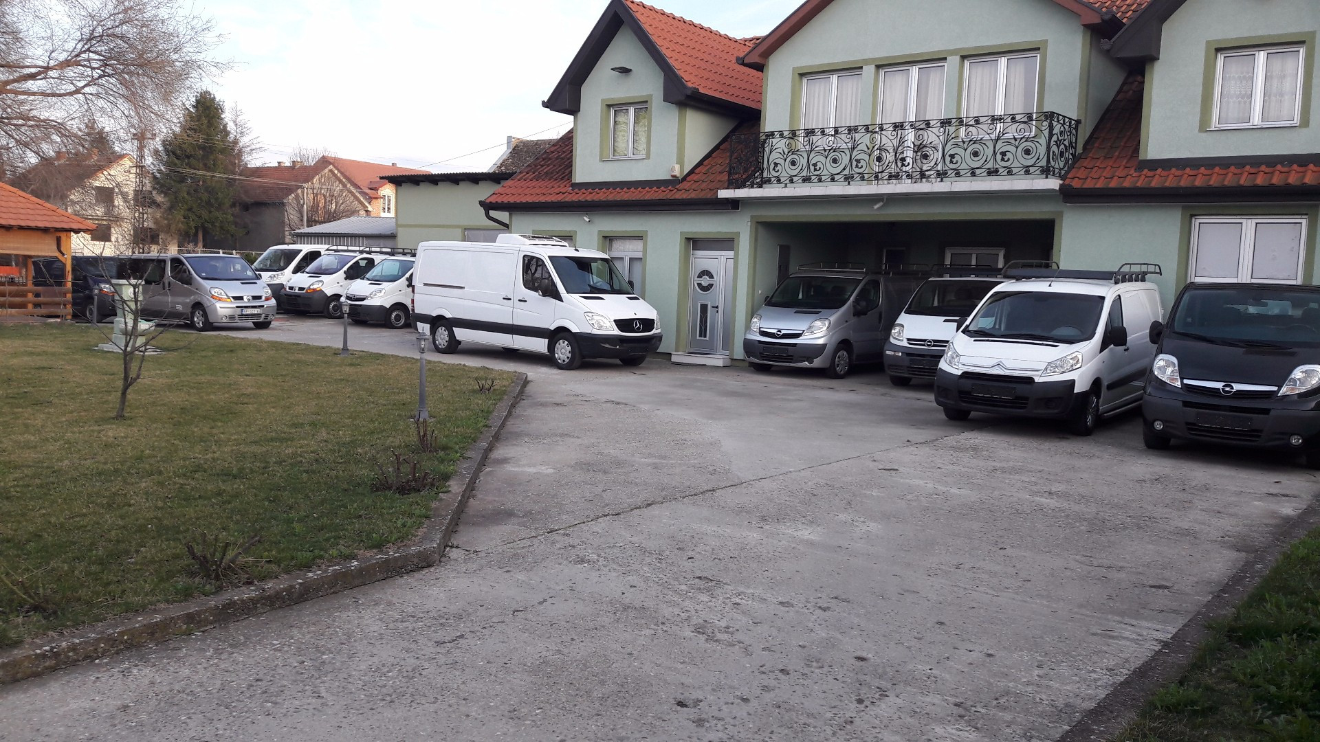 dealer-image