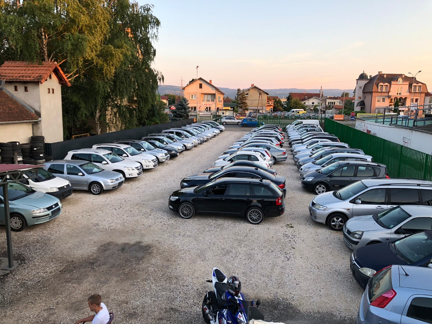 dealer-image