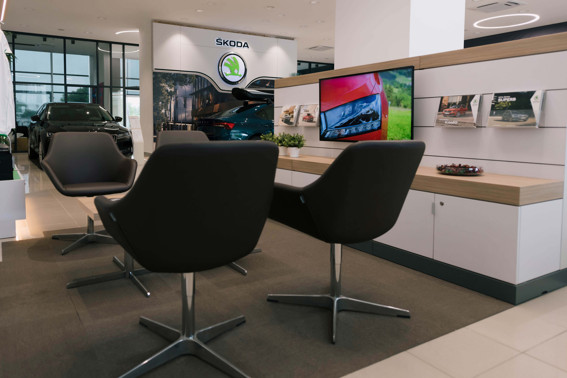 dealer-image