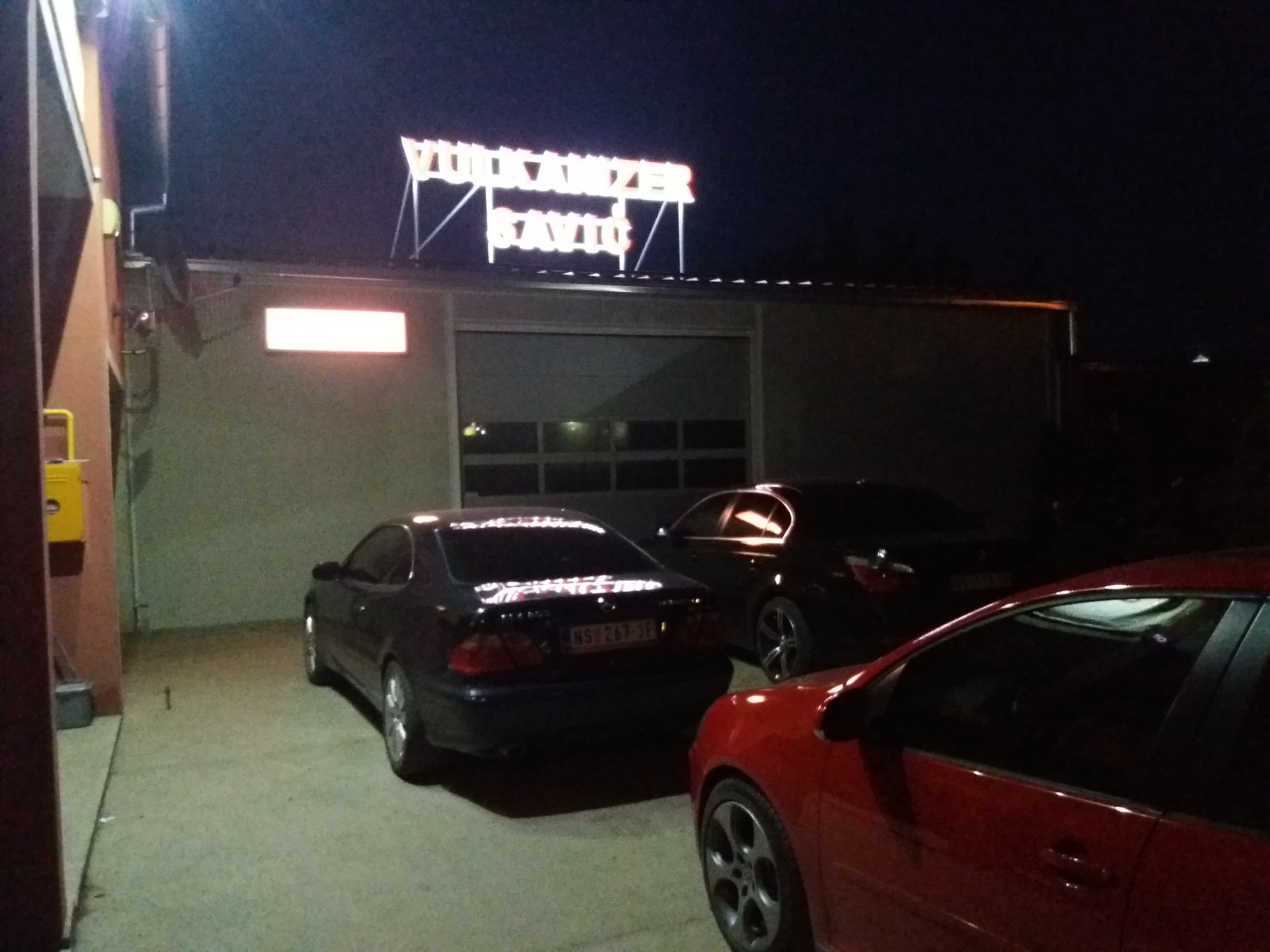 https://cdn.polovniautomobili.com/user-images/superadvertiser/164970/logo.jpg