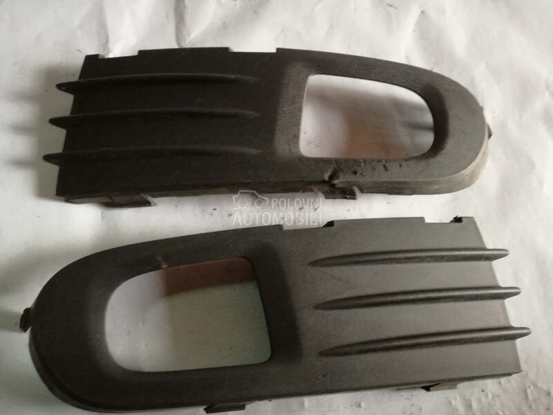 Plastike meglenke za Volvo S40, V50 od 2005. do 2008. god.