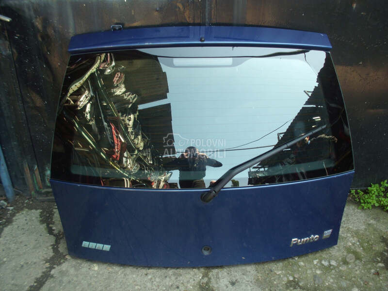 Gepek vrata za Fiat Punto
