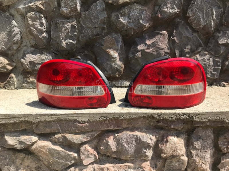 Stop svetla za Jaguar X-Type