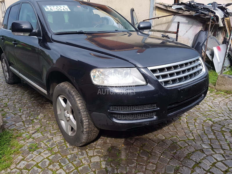 Volkswagen Touareg - kompletan auto u delovima