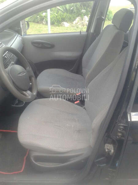 Sedista za Fiat Punto