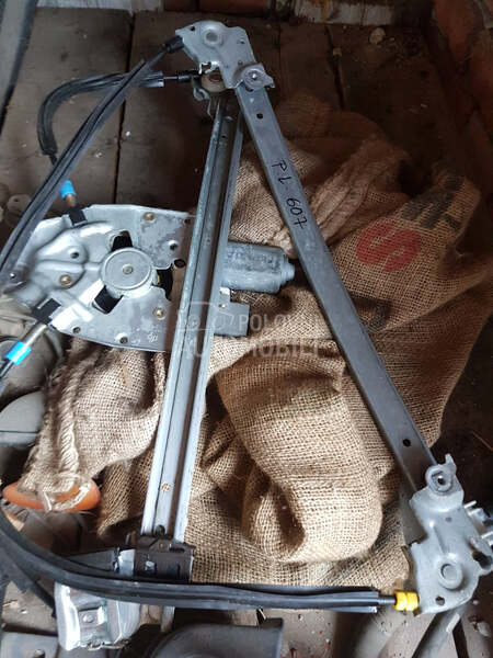 Podizac za Peugeot 607