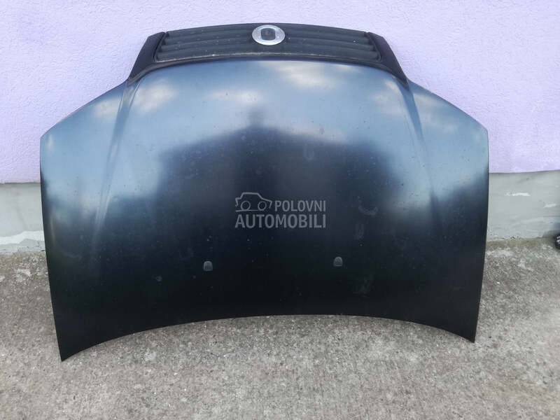 Haube za Fiat Punto