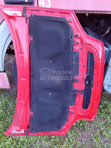 Izolacija haube za Opel Zafira od 1998. do 2005. god.