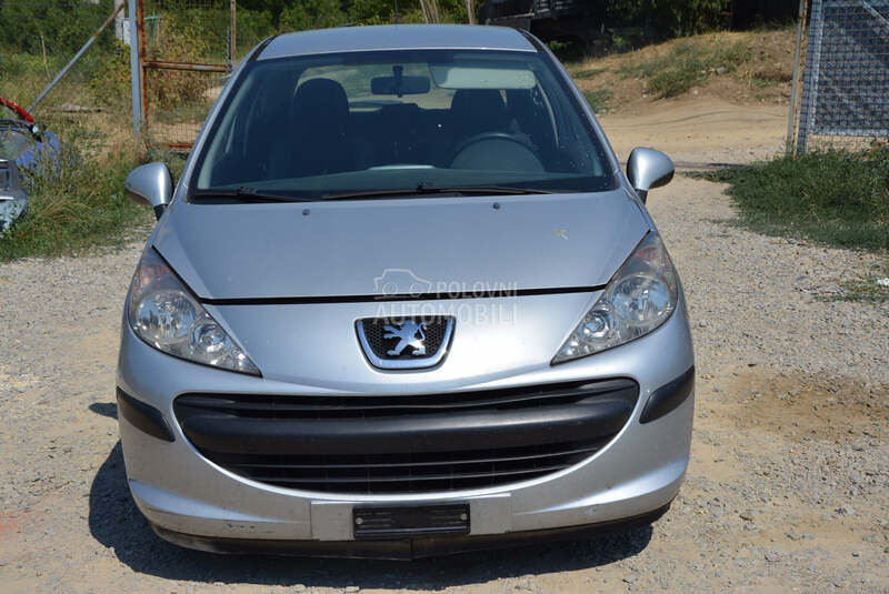 Peugeot 207 2008. god. - kompletan auto u delovima