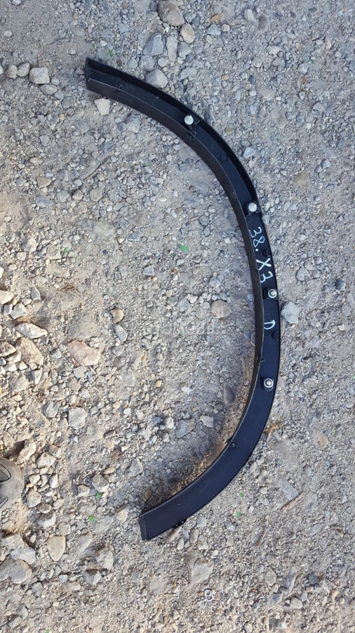 Zadnji desni rub za BMW X3
