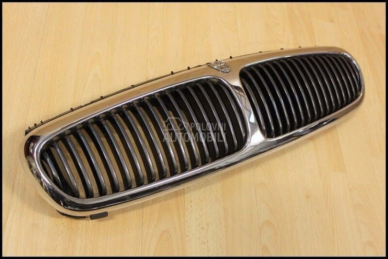 Maska za Jaguar X-Type od 2001. do 2010. god.