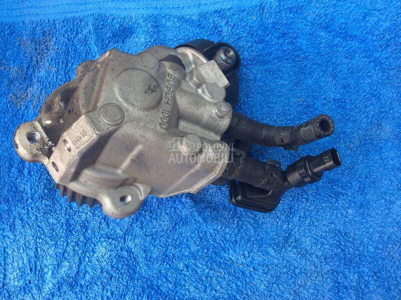 Bosch pumpa nafte za Audi A1, A3, A4 ... od 2009. do 2015. god.