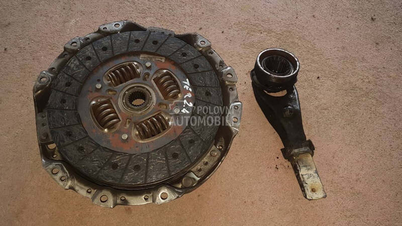 Set kvacila za Nissan Terrano