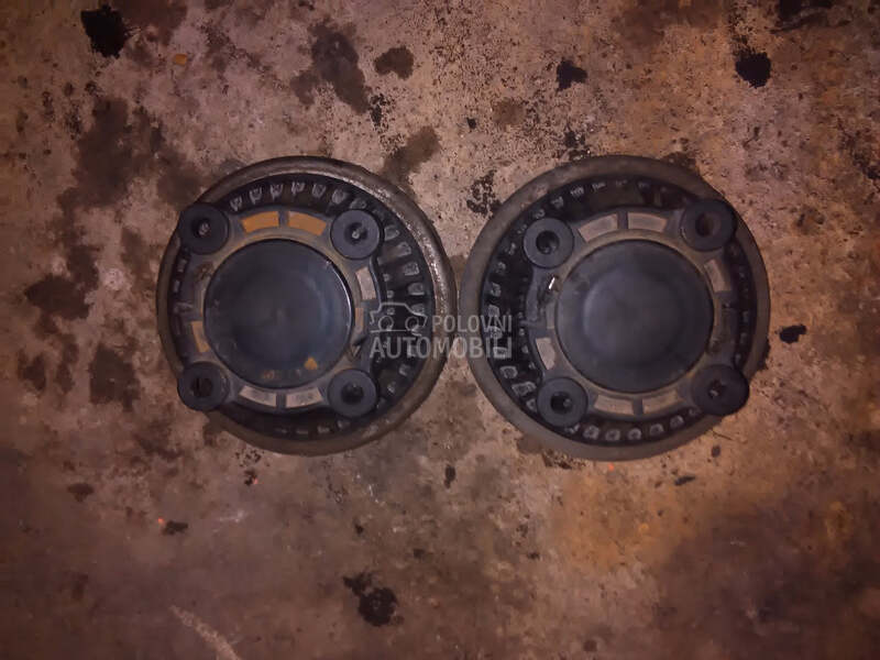 Solje amortizera za Opel Astra H, Vectra C, Zafira od 2005. do 2012. god.