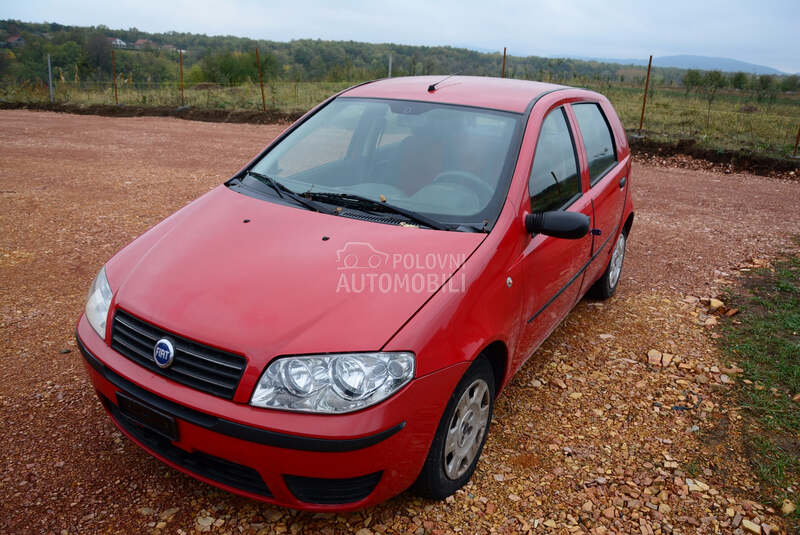 Fiat Punto - kompletan auto u delovima
