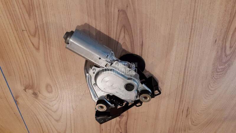 Motor brisaca za BMW 315, 316, 318 ...