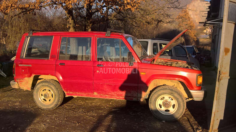 Delovi za Isuzu Trooper