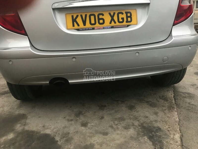 Branik zadnji za Mercedes Benz A 140, A 150, A 160 ...