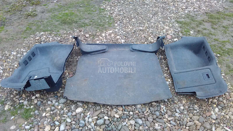 Enterijer gepeka hecbek za Opel Vectra C