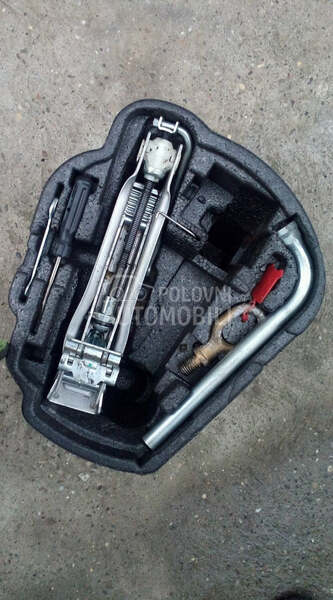 OPREMA REZERNOG TOCKA za Volkswagen Golf 4 za Volkswagen Golf 4
