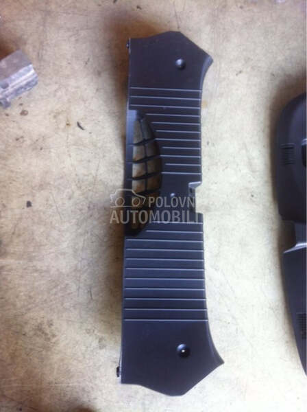Obloga gepeka za Alfa Romeo 147