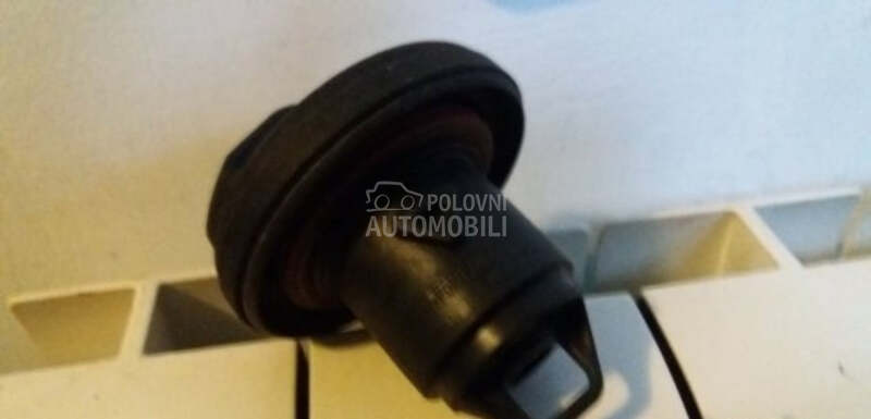 Cep rezervoara za Alfa Romeo 156
