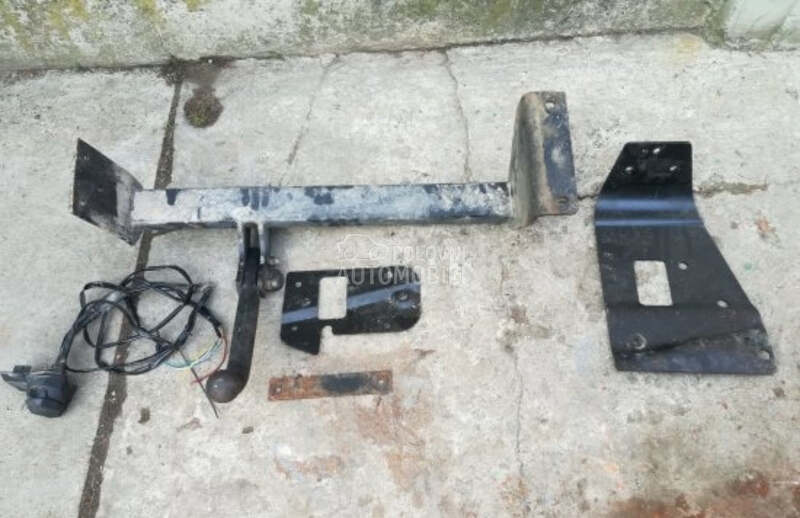 Vucna kuka za Alfa Romeo 156