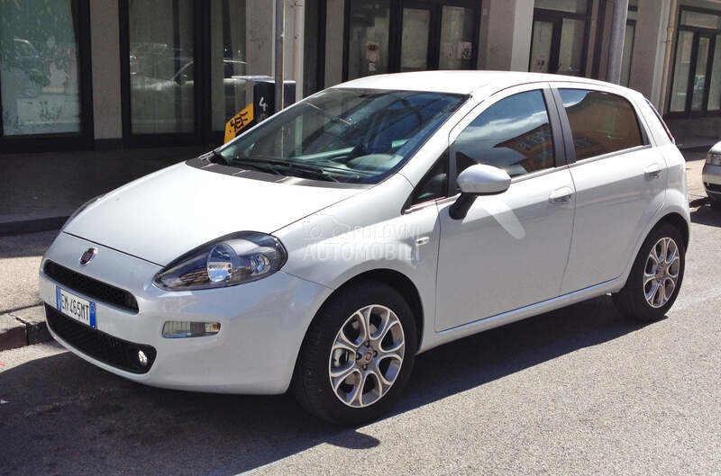 Fiat Grande Punto 2012. god. -  kompletan auto u delovima