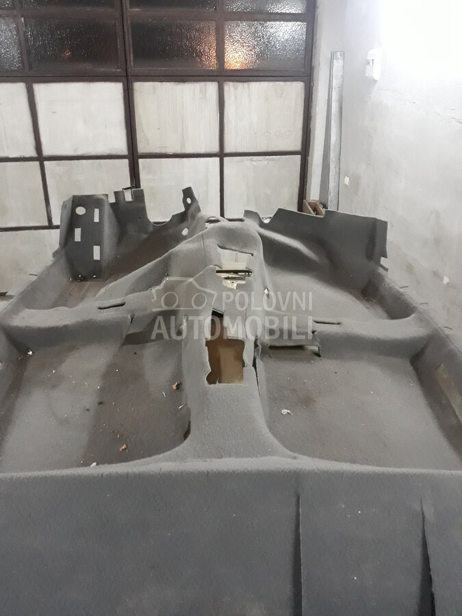 Tepih za Volkswagen Golf 4