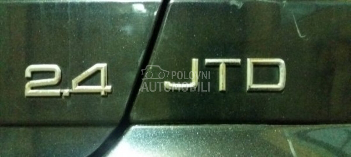 Znak na limariji za Alfa Romeo 156