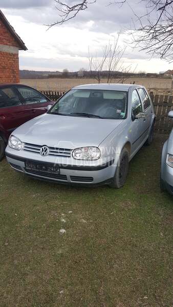 Delovi za Golf 4 za 1998. god.